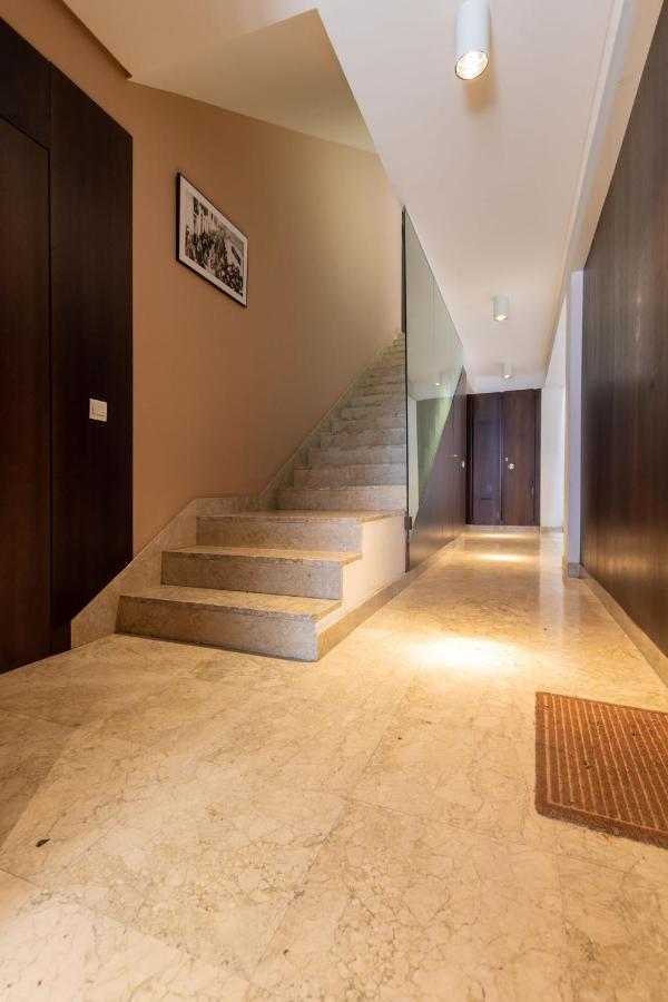 Alkazar Gardens Old Town 6 Pax Apartment Sevilla Bagian luar foto